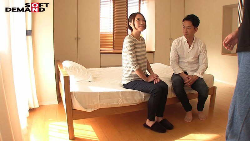 上原千佳(32) 自然豊かな田舎町の小料理屋で働く、とびきり美人な愛され若女将 デビュー前の未公開初SEX SOD PREDEBUT 2