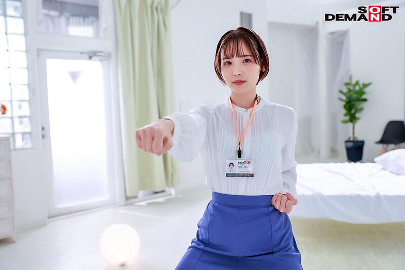 照れ屋だけどスケベっぷり半端ない ショートカットが可愛らしい入社2年目グッズ事業部 柴崎はるAV出演(デビュー)! 4