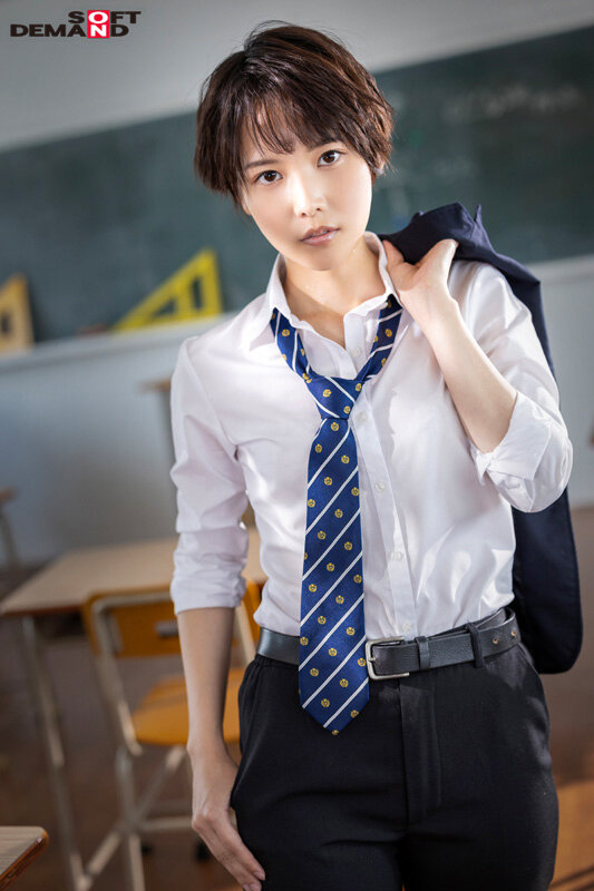 ボーイッシュでイケメンな女友達に「おっぱいが大きくなってるか揉んでみて?」と言われて、そこから会うたびにおっぱいチェックすることになった…柴崎はる 2