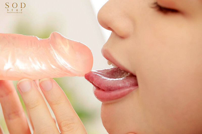 10発の精子ぜ~んぶぶっかけ!ず~っと笑顔でしゃぶってくれるフェラチオ天使 ローレン花恋 2