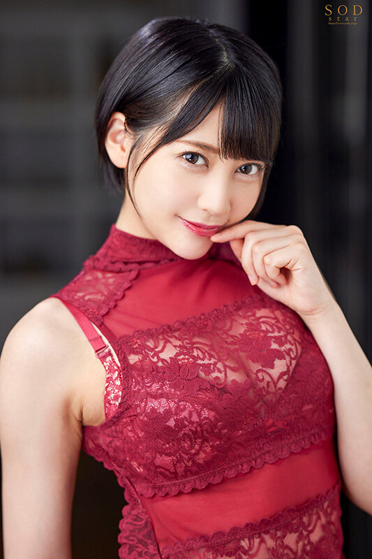 リップ音が脳内に響き渡るほどまき散らしながら全身とろけるほどのベロチュウ中出しSEX＆ディープフェラ 夏目響 2