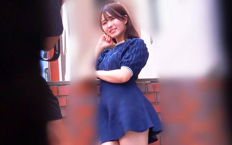 AV現場の盗撮#1。休憩中、AV監督にタダマンされてしまう幾野まち。 1