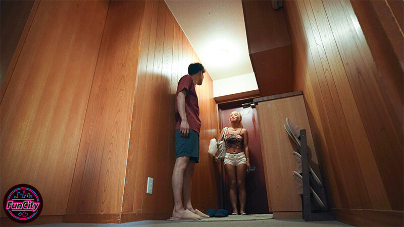 汚部屋住みの淫キャにも優しい日焼けギャルは… デカ尻で挑発してくるパート家政婦 蘭華 1