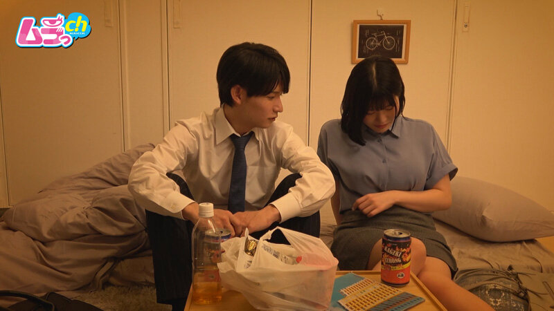 ニンゲン観察 同期男との浮気セックスで貧乳と浮気された自尊心を満たす、欲求不満すぎる爆乳女子 2