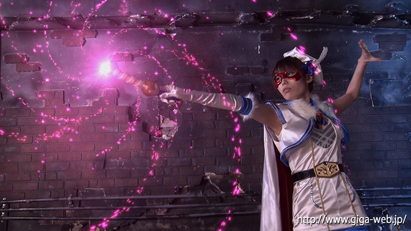 美魔女フォンテーヌ ~屈辱のガクガク痙攣イキ~ 川菜美鈴 4