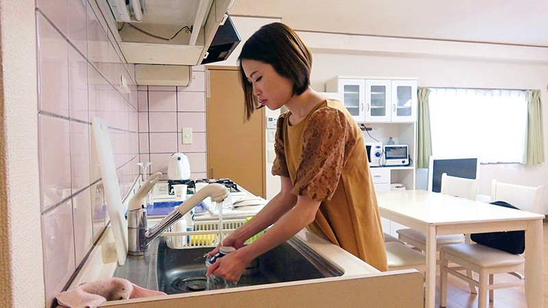 寝取らせ…元同級生のヤリチン男のSEXテクでメロメロになった清楚妻 2