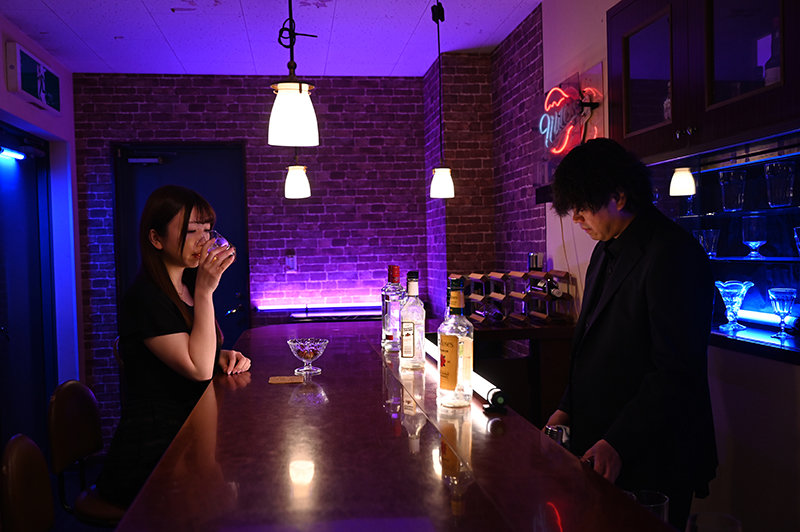 緊縛飼育~危険な毒花~3 大浦真奈美 1