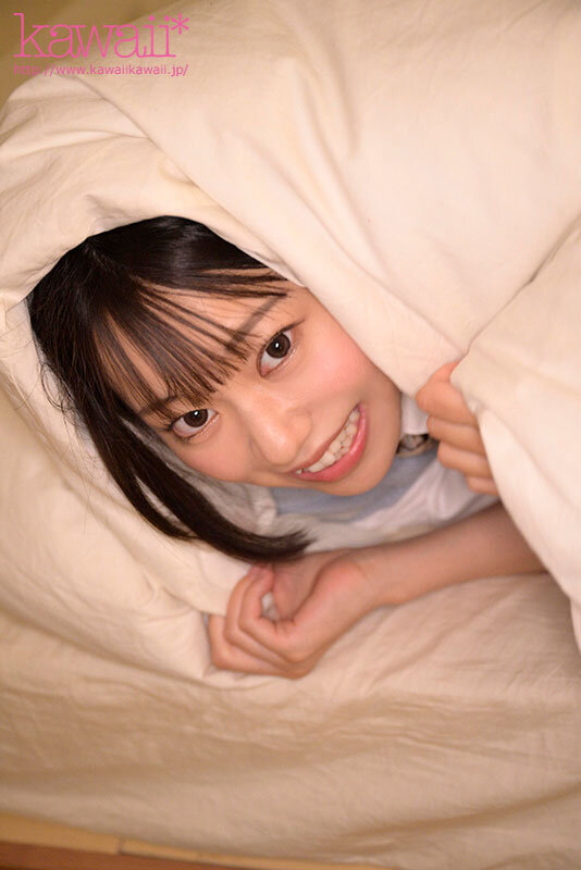 【VR】いとこのいとちゃんと近親相姦 久々に親戚が集まりました いとはガキンチョからメスガキになってました 昔みたいに僕の布団に潜り込んできました 一緒にぬくぬく…股間もぬくぬく シーッ!しながら二人だけのひみつを作りました 赤名いと 3