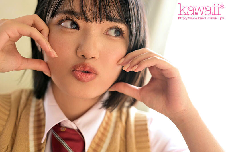 【VR】アイドルに憧れてメイド喫茶でバイトするキラキラ制服少女をプロデューサーになりすまし騙しハメ姦 八坂凪 4