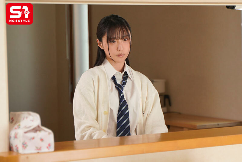 『お兄ちゃん、見て』超清純と思っていた義理の妹が隠れ変態…白昼堂々ノーパンハメ誘惑 新木希空 1