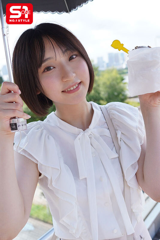 無邪気なのにスッゴくエッチ たくさんはしゃいで、えっちする。昼は無邪気で夜は妖艶─ショートカット×上目遣いがず・る・い!!密着2人だけのヤリまくり濃密デート 糸井瑠花 2