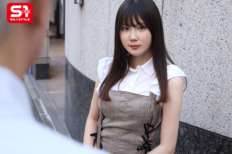 水乃なのはさん(23)は昨年、東京・歌●伎町の某公園周辺で売春目的の「立ちんぼ」を行い、中年男性との変態的な本番行為を繰り返すうちに性的興奮を覚え強く依存するようになってしまいました。 1