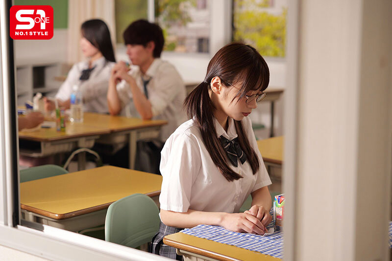 「いつでもオマ●コ使ってくださいね」 ハブられたくない女子●生はカラダでクラスメートに媚びへつらう。 兒玉七海 1