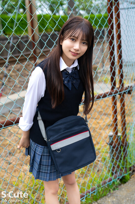 放課後はお泊りSEX。制服美少女はエッチな玩具に溺れたい 北岡果林 3